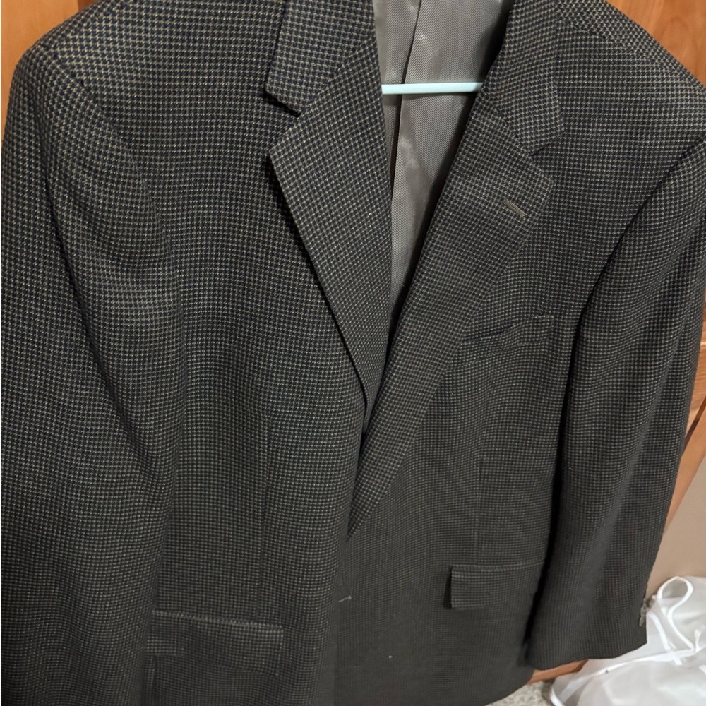 Daniel Cremieux Brown and Gray Checkered Blazer